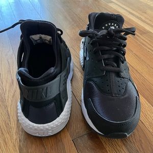 Nike air huarache sneakers